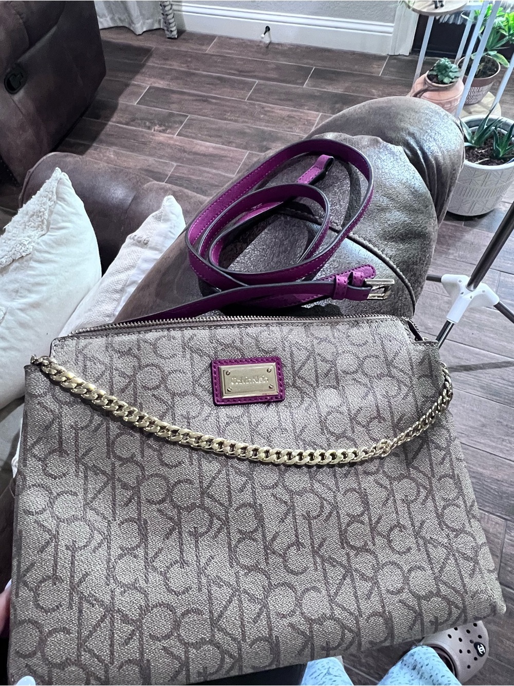 Calvin Klein Beige Logo Crossbody with Purple Trim and Gold Chain